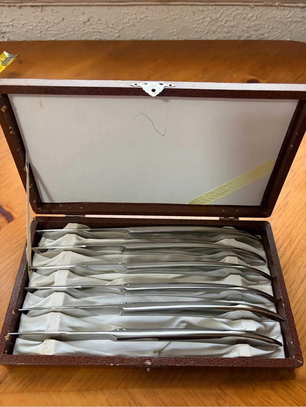 Japan Stainless Steel Curved Steak Knives - Set of 6 with Original Box